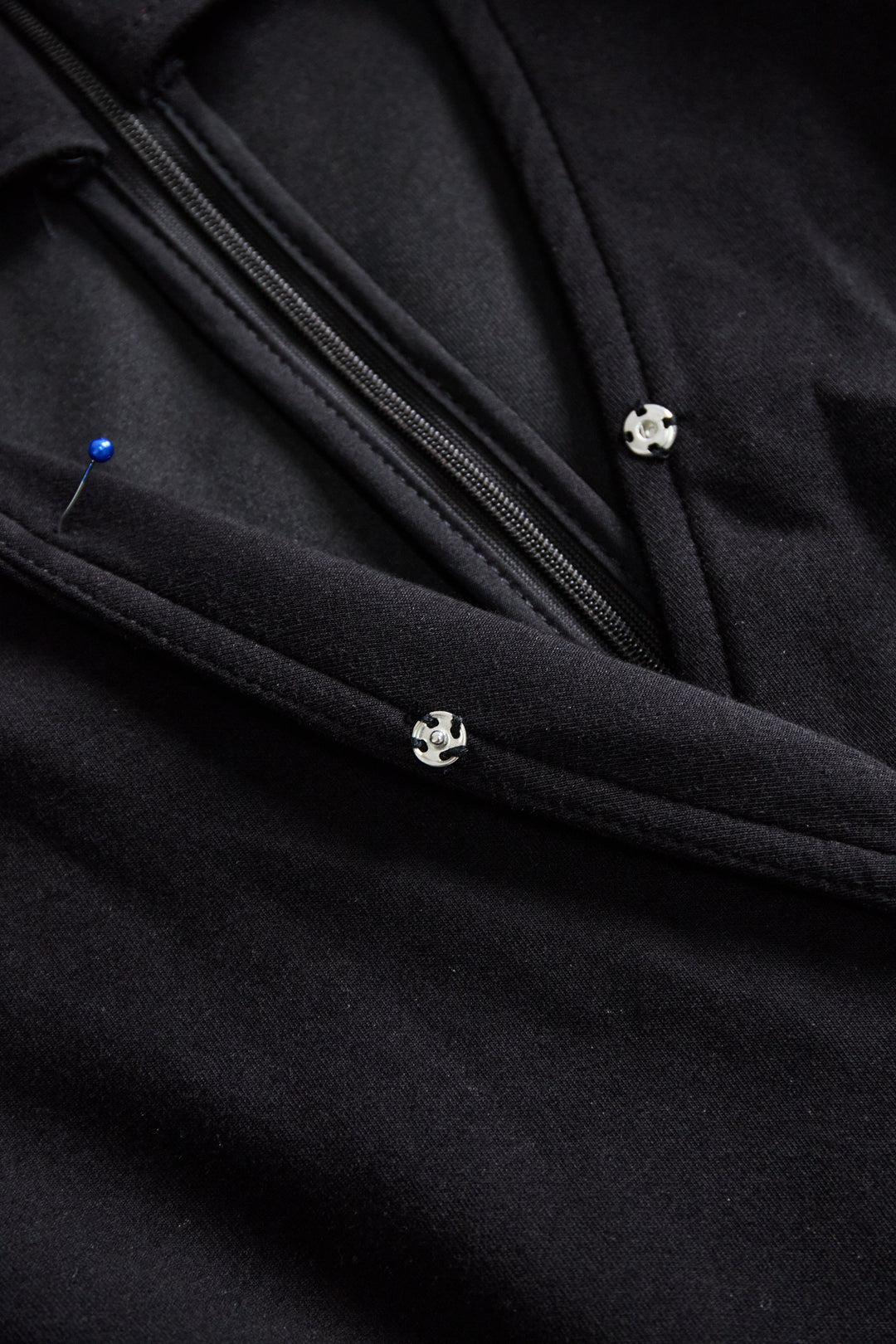 Abito Midi Donna con Spacco e Bottoni Slim - Vesarelli