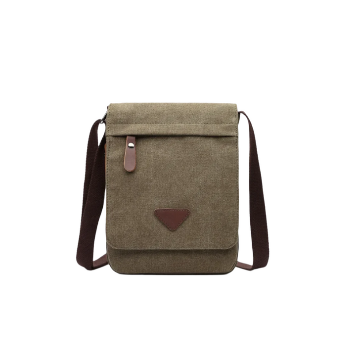 Borsa a tracolla uomo in tela marrone, design vintage, con patta frontale e chiusura a bottone. Ideale per lavoro e tempo libero.