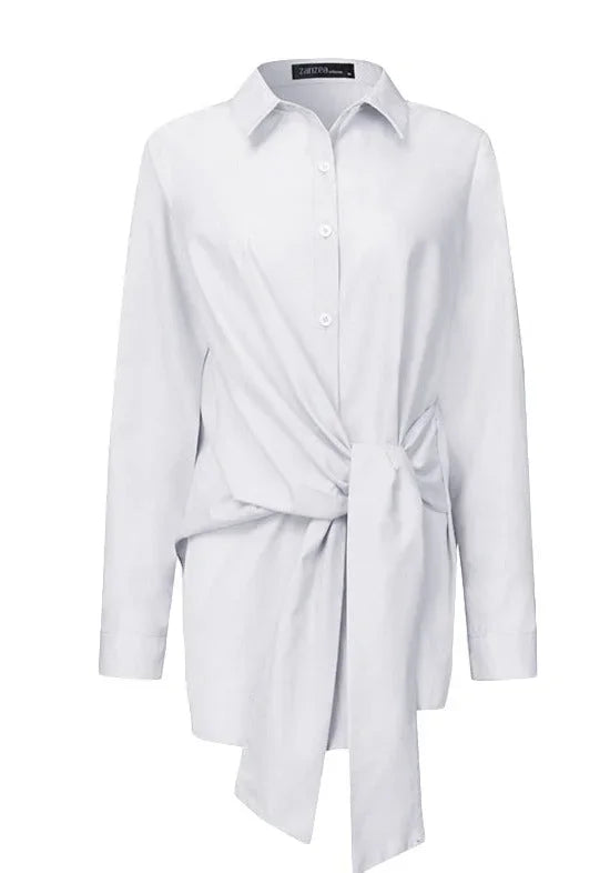 Chemise sans manches en mélange de coton, avec taille ajustable et ceinture nouée, coupe élégante, couleur blanche.