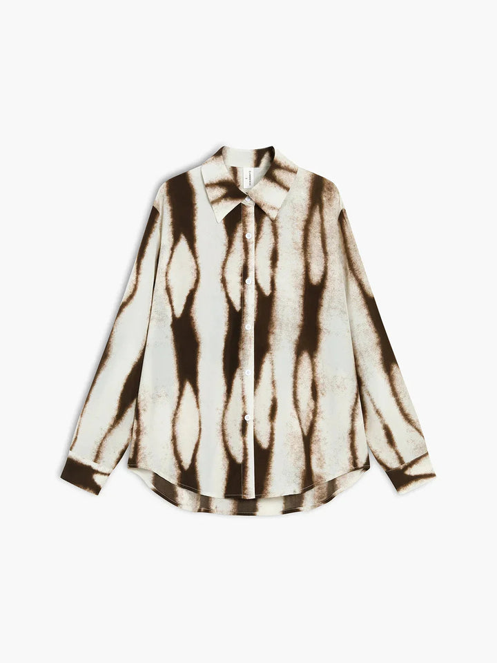 Chemise marron à imprimé abstrait, en viscose, avec manches longues et coupe décontractée, idéale pour un look élégant.