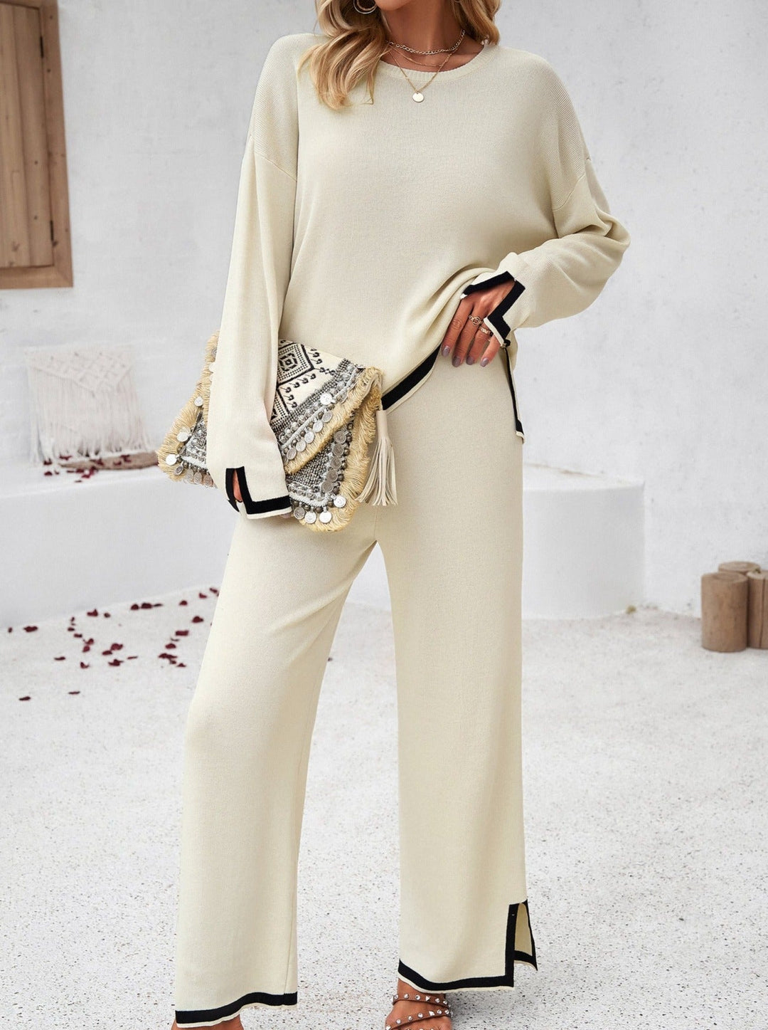 Completo Donna in Maglia Scollo Rotondo Pantaloni Gamba Larga - Vesarelli