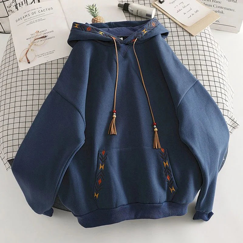 Felpa Donna con Cappuccio Spessa Ricamata Vestibilità Oversize - Vesarelli