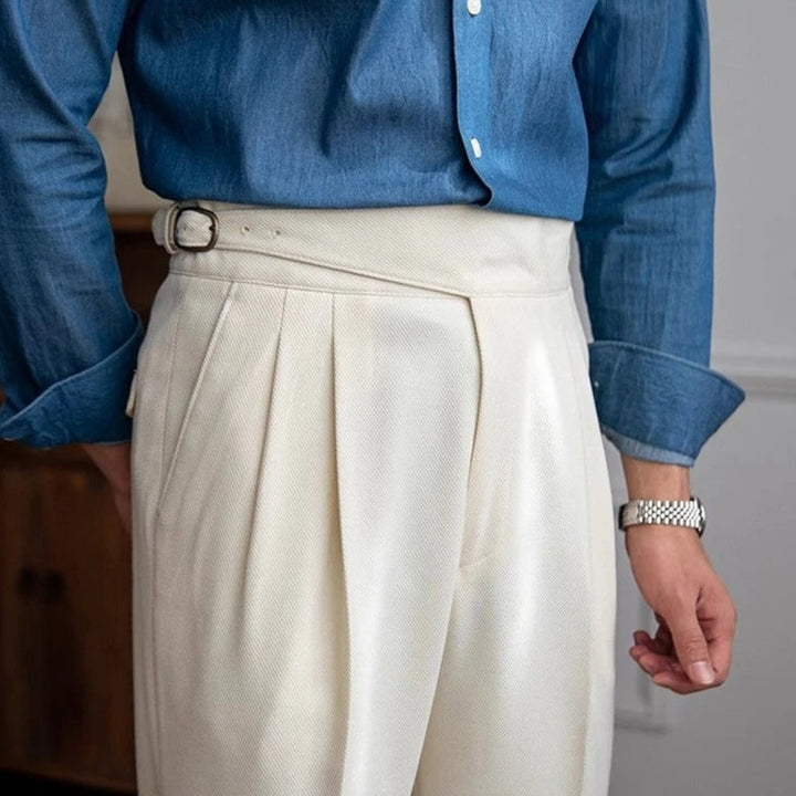 Pantalone Uomo Classico con Piega e Regolatori Laterali