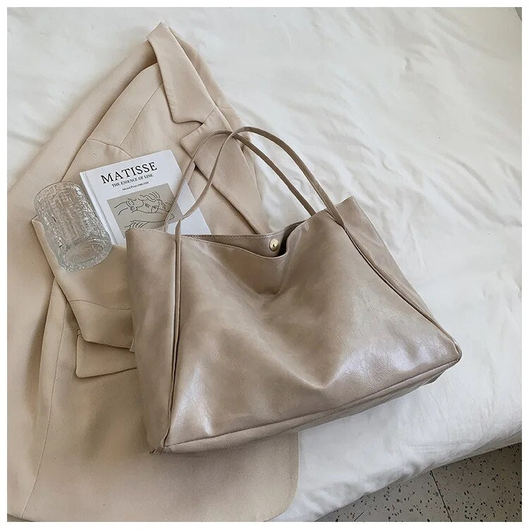 Borsa Tracolla Donna in Pelle Grande Capiente