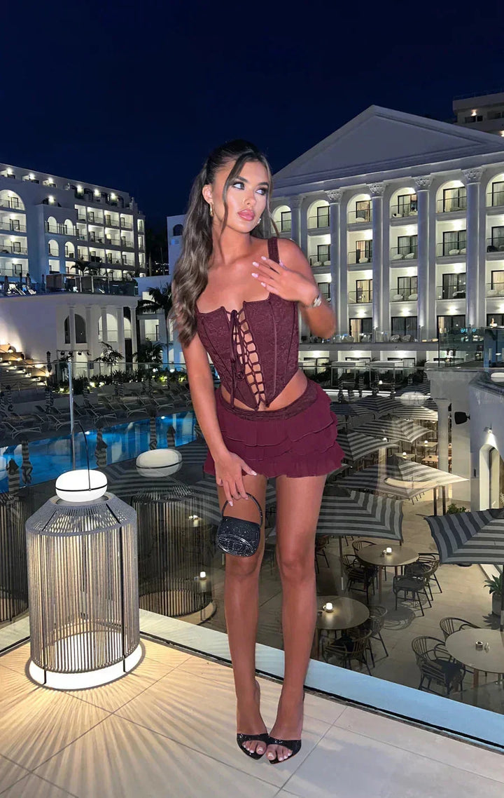 Completo Donna con Bustier in Pizzo e Gonna a Volant - Vesarelli