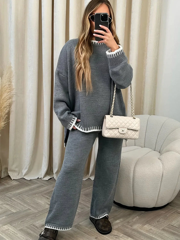 Ensemble femme beige en coton mélangé, manches longues, coupe décontractée, adapté pour les moments de détente.