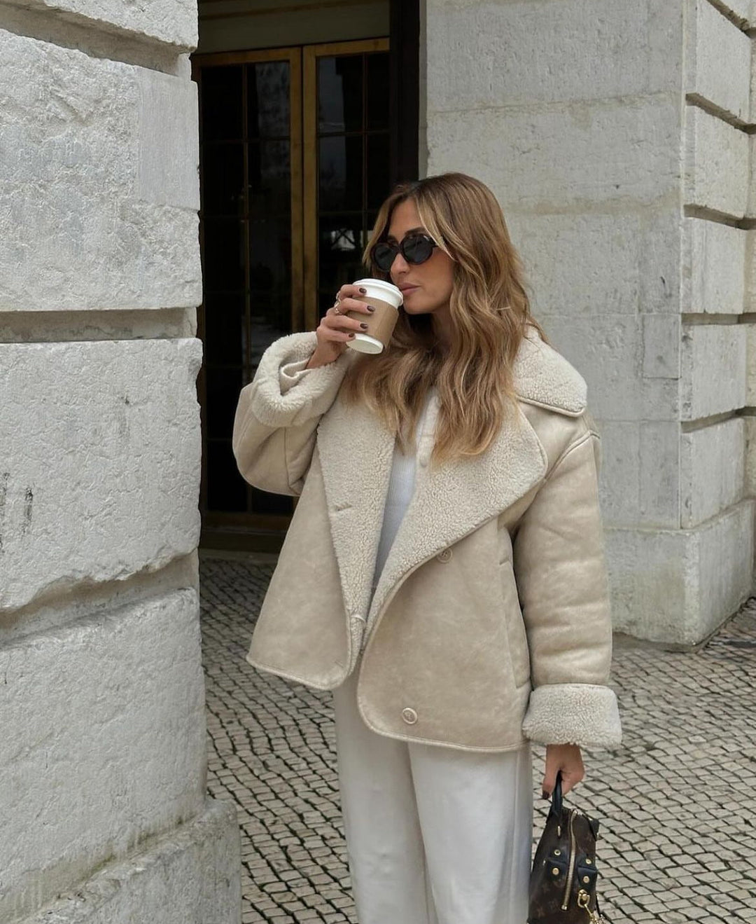 Giacca Donna Effetto Pelle Corta Stile Classico - Vesarelli