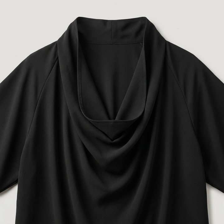 Donna Elegante Scollo a V