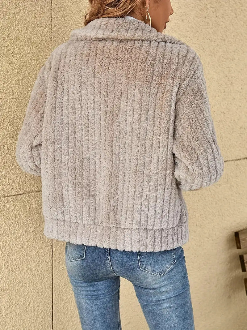 Giacca Donna Teddy con Cappuccio Elegante e Comoda