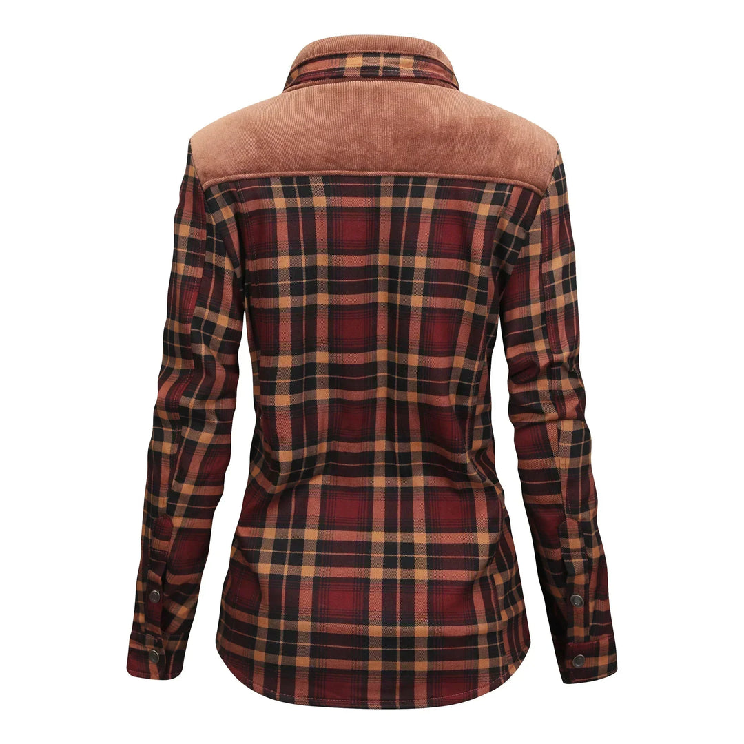 Camicia a quadri donna, maniche lunghe, motivo scozzese rosso e marrone, colletto classico, dettagli in velluto, moda autunno inverno.