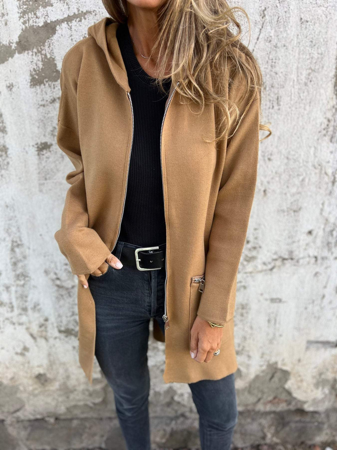 Cardigan Donna Lungo in Maglia con Cappuccio e Zip - Vesarelli