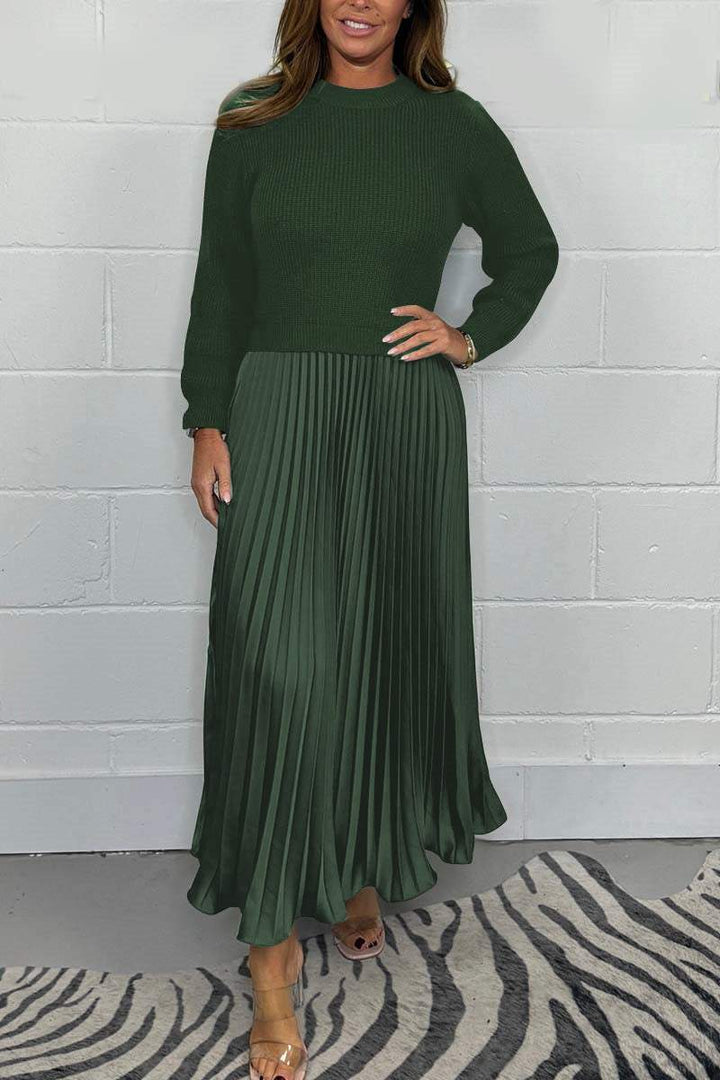 Completo Donna Maglione in Maglia e Gonna Plissé in Raso Elegante