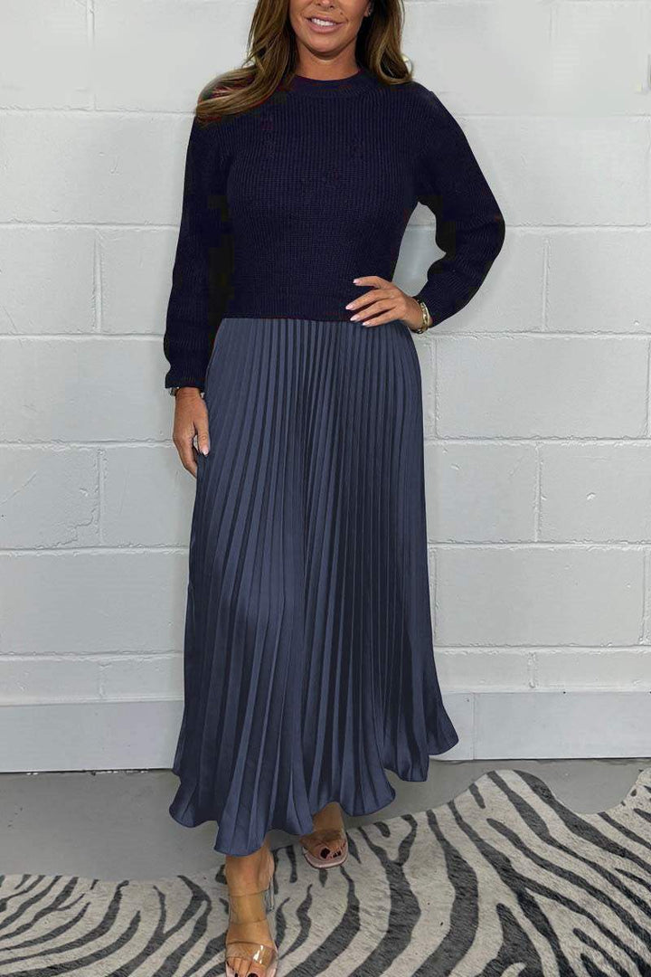 Completo Donna Maglione in Maglia e Gonna Plissé in Raso Elegante