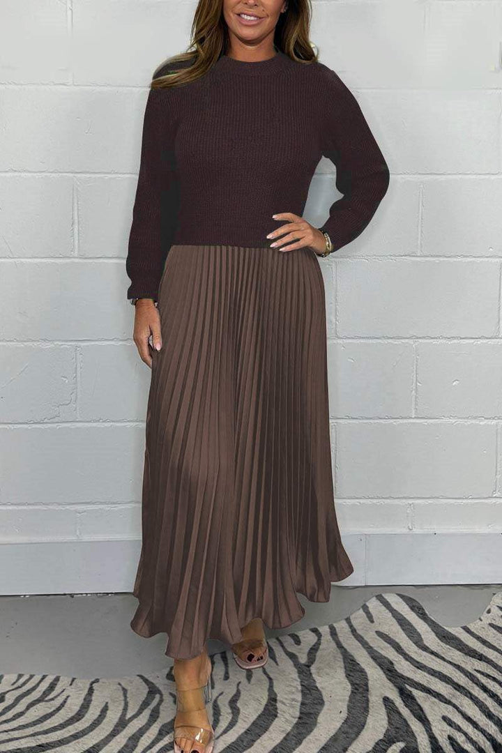 Completo Donna Maglione in Maglia e Gonna Plissé in Raso Elegante