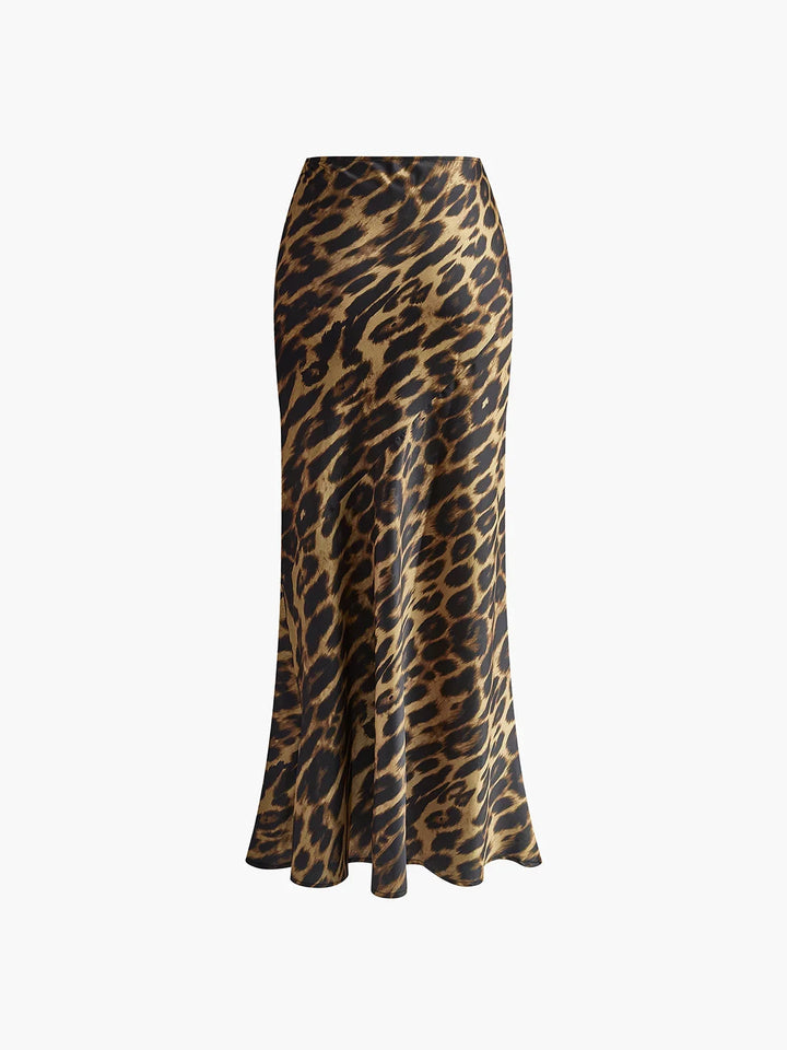 Jupe longue femme ajustée en tissu léger avec motif léopard, idéale pour un look décontracté et élégant.