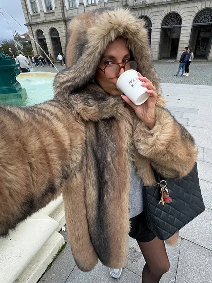 Cappotto Lungo Donna con Cappuccio Fodera Interna - Vesarelli