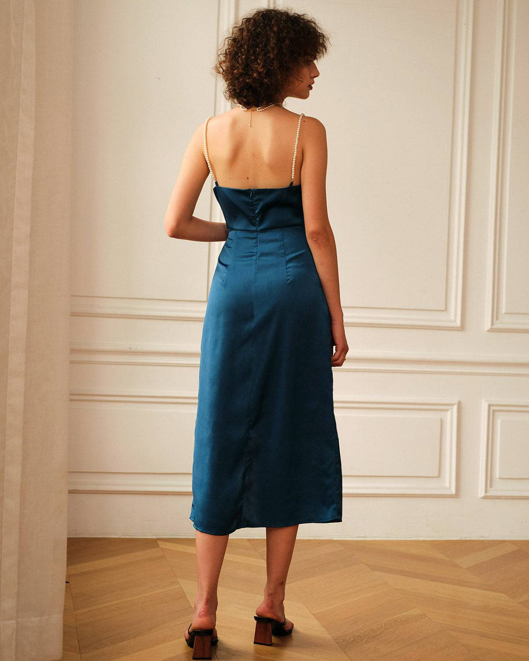 Abito midi donna elegante con spacco