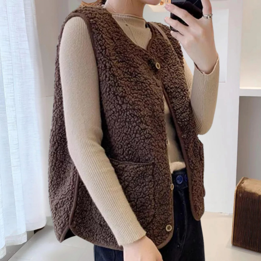 Gilet Donna in Sherpa con Bottoni Vestibilità Comoda - Vesarelli