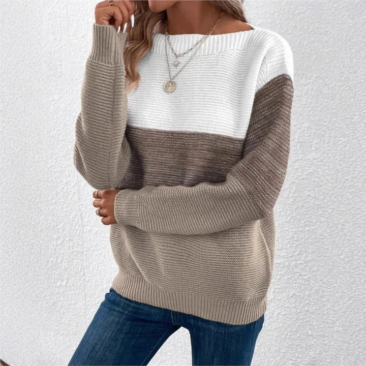 Pull femme tricolore en maille patchwork, design unique avec un motif distinct et coupe confortable.