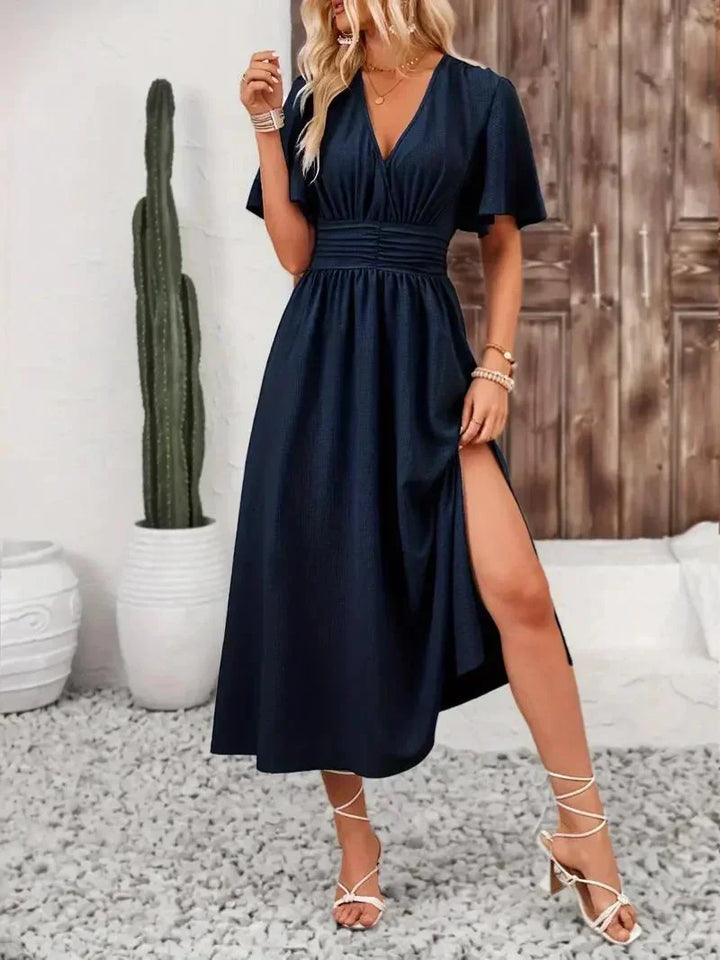 Robe longue bleue marine avec volants, col V, ceinture ajustable, en tissu léger et fluide, parfaite pour les occasions…