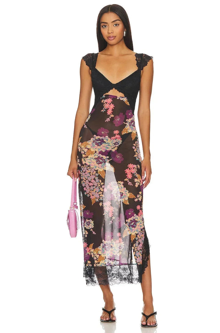 Robe maxi femme en dentelle transparente, à motifs floraux, avec un design cache-cœur et des manches longues.
