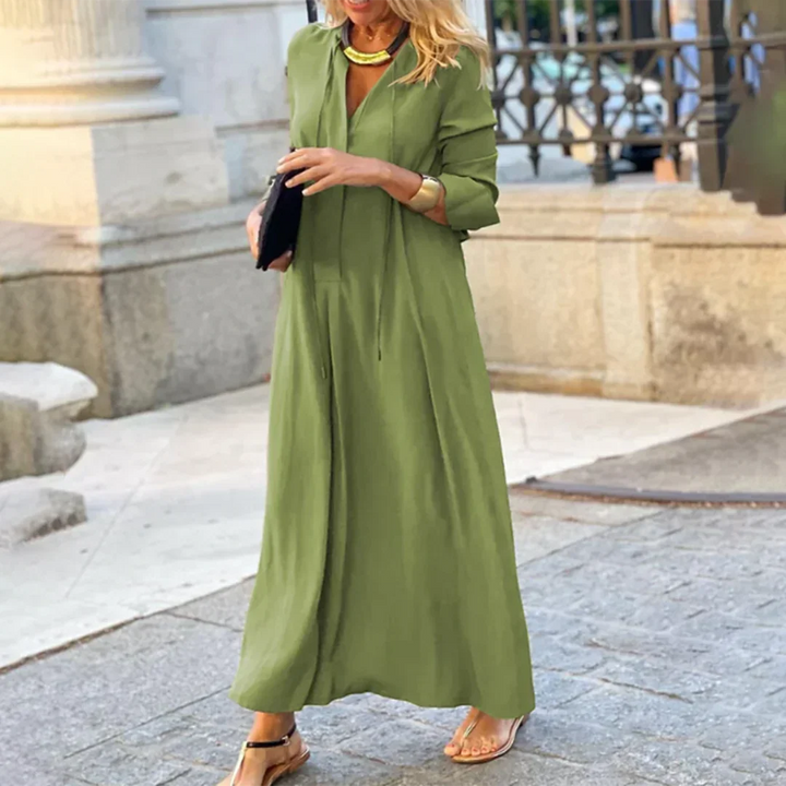 Robe longue pour femme en tissu doux, coupe régulière, manches longues, idéale pour un look élégant en automne.