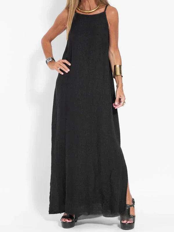 Robe longue sans manches en tissu léger, coupe fluide idéale pour un confort décontracté lors des journées d'été.