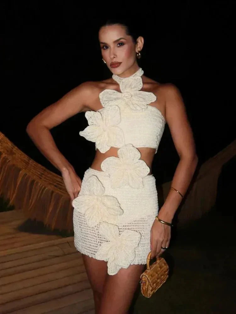 Abito Corto Donna in Crochet con Fiori Scolpiti - Vesarelli