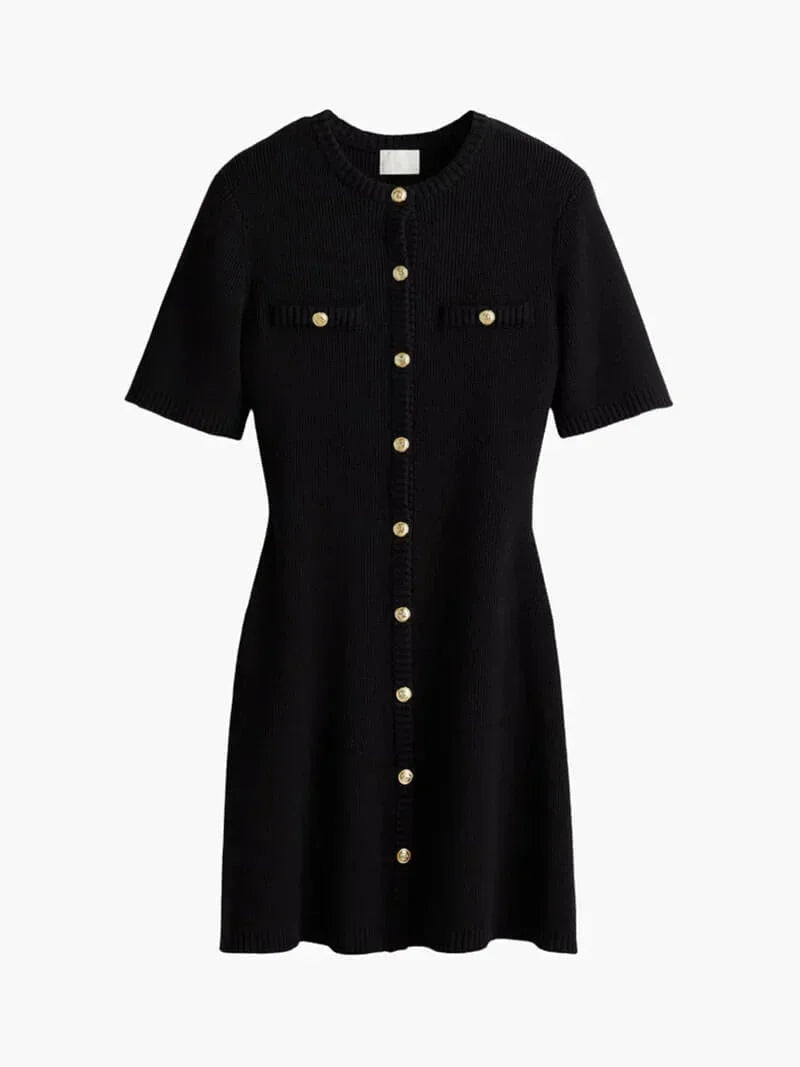 Robe courte côtelée en coton, manches courtes et boutonnée, idéale pour un look décontracté d'été, disponible en plusieurs…