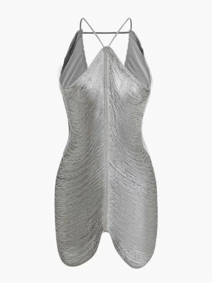 Robe courte asymétrique en tissu métallique, avec fermeture éclair dans le dos et décolleté nu, disponible en plusieurs…