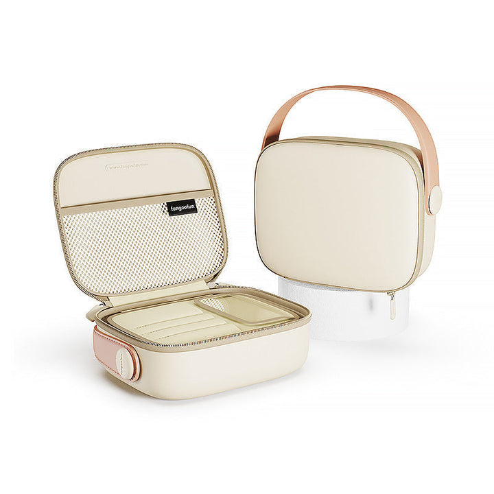 Borsa termica beige elegante con manico in pelle, design moderno, ideale per picnic e viaggi. Interno spazioso con scomparti organizzati.