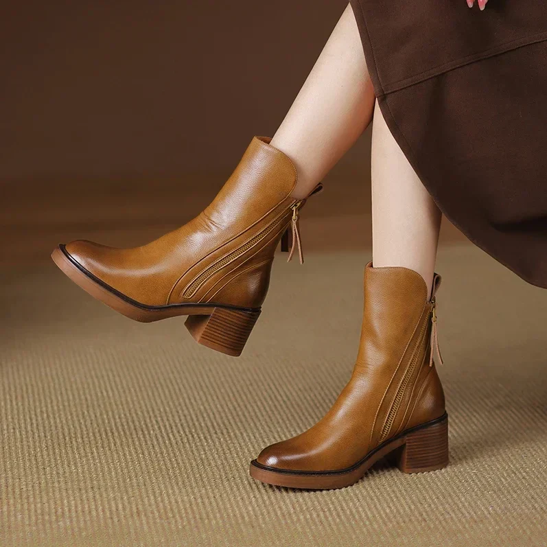 Stivali Donna in Pelle Tacco a Blocco Elegante - Vesarelli