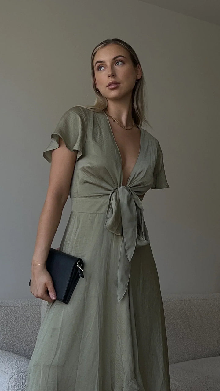 Abito Midi Donna in Raso Scollo a V Maniche Farfalla Gonna Asimmetrica