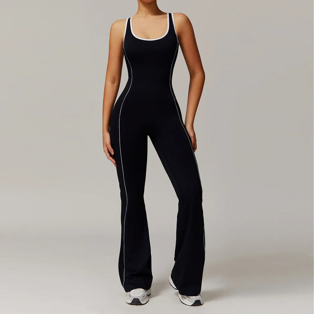 Haut de sport femme rose, dos nu, en tissu à séchage rapide pour un confort optimal.