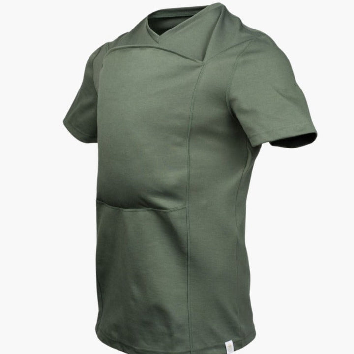 Maglietta verde militare da uomo, maniche corte, design moderno, tessuto traspirante, ideale per sport e tempo libero. Disponibile in varie taglie.