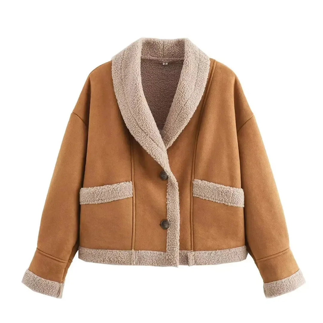 Veste d'hiver femme en imitation suède verte, avec doublure en polaire et coupe classique pour les jours frais.