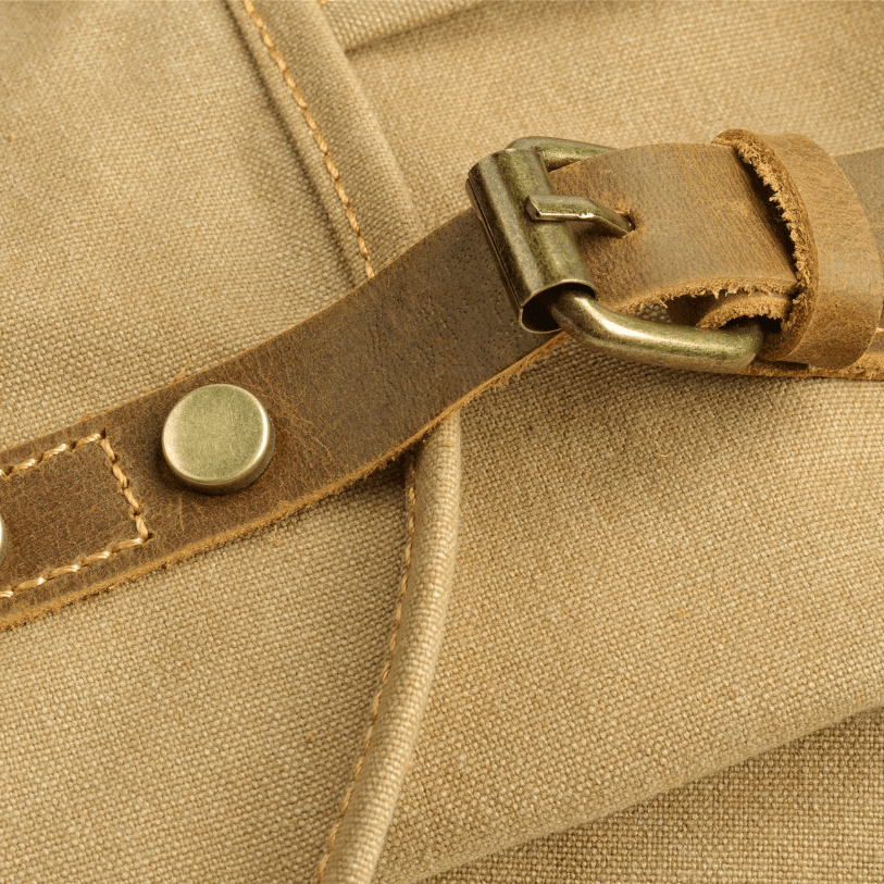 Zaino Unisex in Tela Robusta Stile Militare