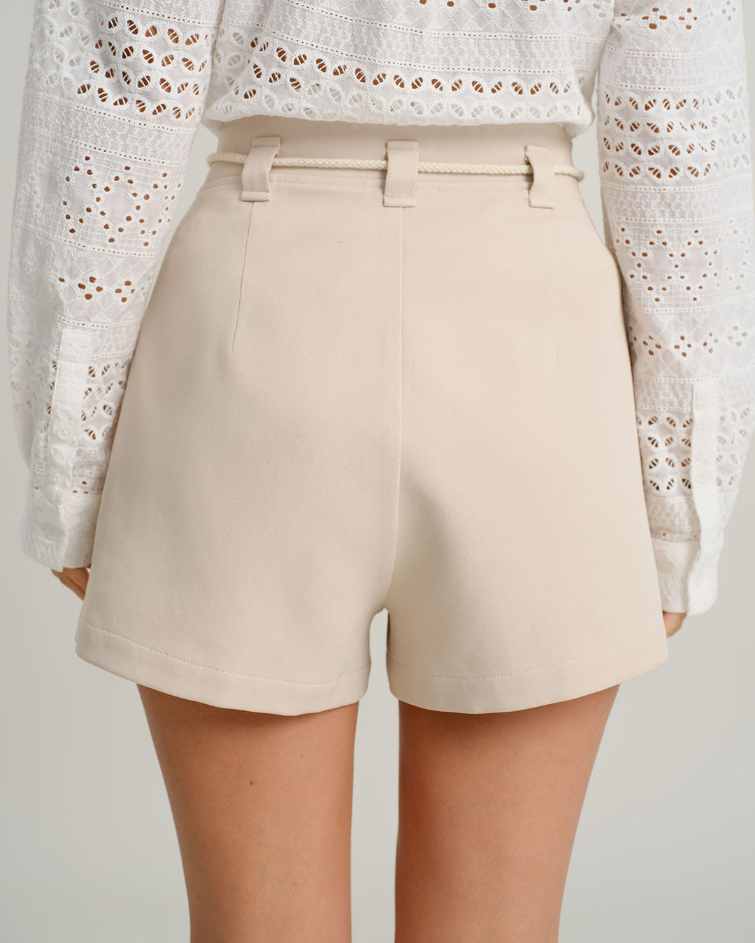 Short Donna con Cintura Taglio Raffinato