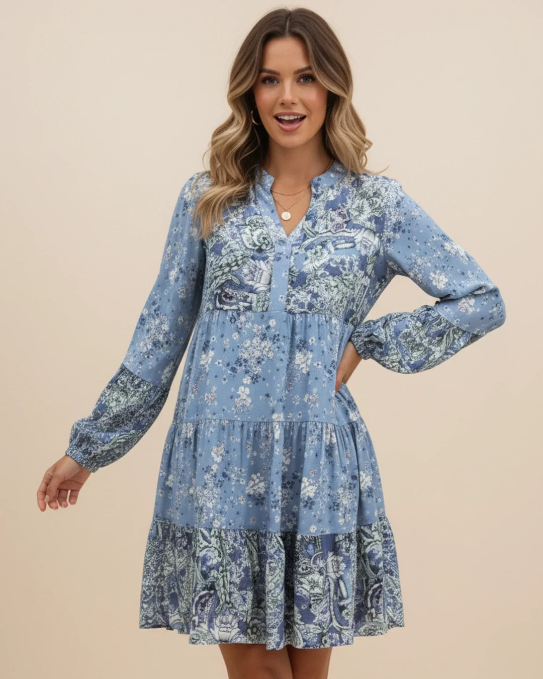 Abito Mini Donna in Tessuto Floreale Stile Boho Chic Balze